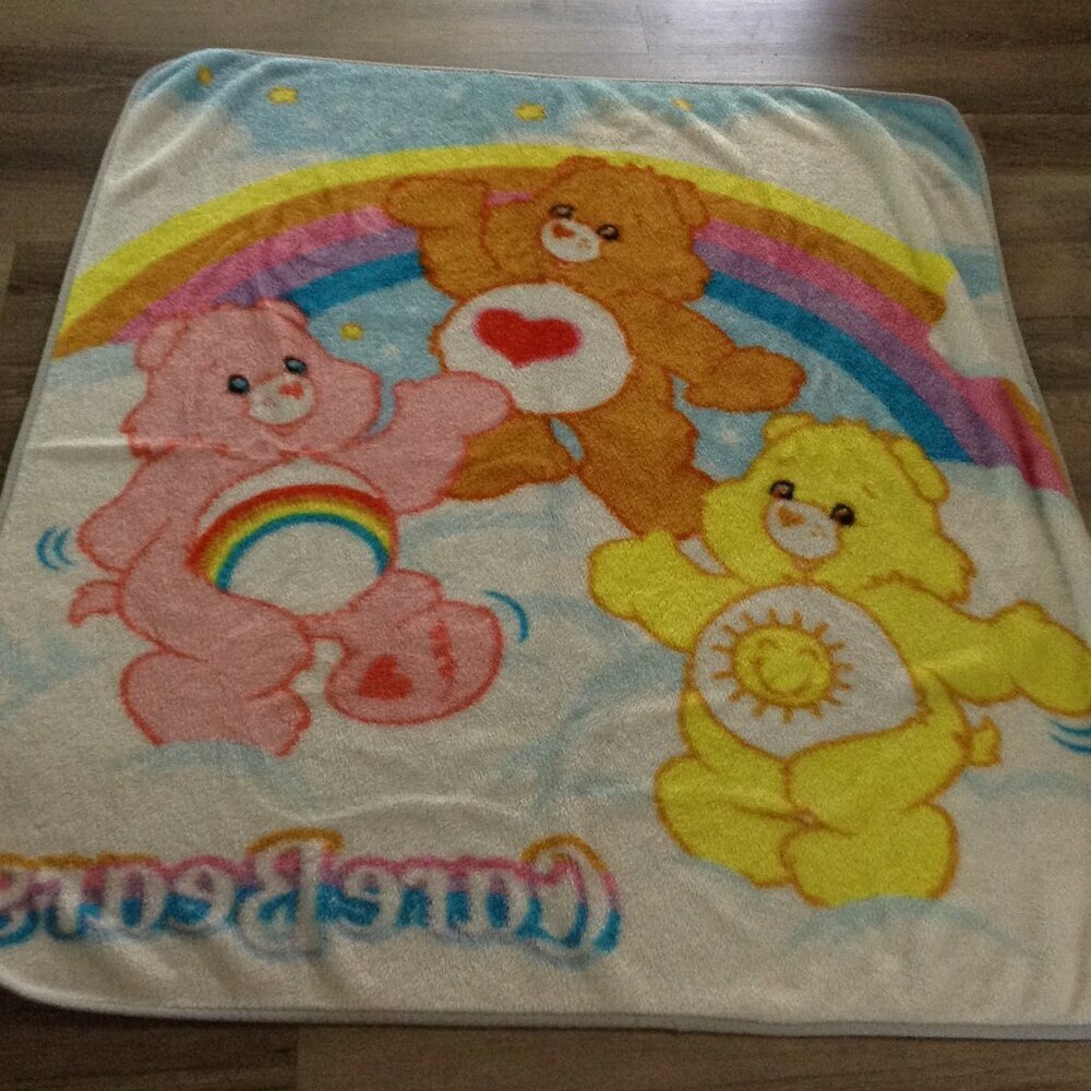 VTG Care Bear 2003 Fleece Blanket, Bed Spread; Bedtime Wish & Funshine; Iconic - Picture 2 of 2